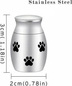 Merkloos Zilverkleurige Mini Urntje Voor Dieren. Mooi Klein Urntje Voor Een Grote Herinnering 7.5 ML Inhoud. 9 Merkloos Zilverkleurige Mini Urntje Voor Dieren. Mooi Klein Urntje Voor Een Grote Herinnering 7.5 ML Inhoud. -Huisdier Verkoop 1011x1200 2