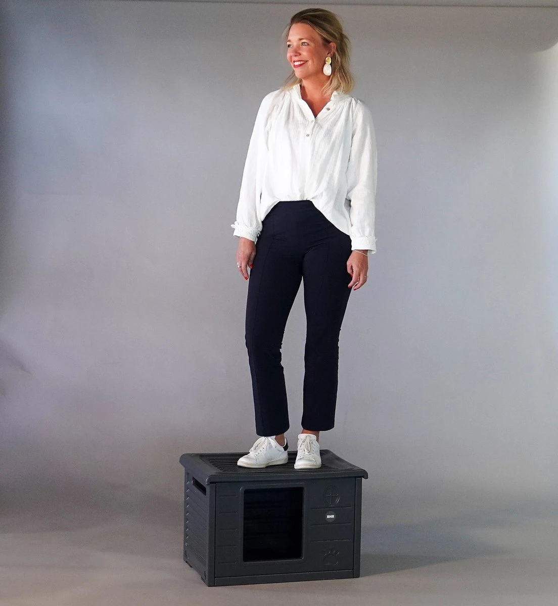 RHRQuality Kattenhuis Voor Binnen En Buiten Kattenhok Villa De Luxe Grijs 11 RHRQuality Kattenhuis Voor Binnen En Buiten Kattenhok Villa De Luxe Grijs - Afbeelding 9