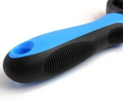 Professionele 2-Zijdige Ondervacht Kam Voor Hond En Kat – Hondenborstel – Kattenborstel - Hondenkam –Anti Klit - Haarverwijderaar Voor Huisdieren - Pijnloos - – Klittenkam – Verwijdert Klitten – Voorkomt Haaruitval – Black Friday - Sinterklaas -Huisdier Verkoop 1200x1012 1