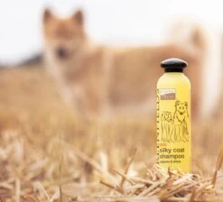 Greenfields Hondenshampoo Voor Langharige Vacht - Zorgt Voor Een Zijdezachte Glanzende Vacht - Inhoud 270 Ml - Hondenshampoo Langharige Vacht -Huisdier Verkoop 1200x1089 1