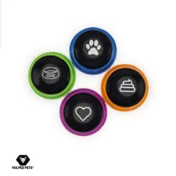 Vulpes Pets® PRO Praatknop Voor Honden Met Speelmat - Dogbuttons - Laat Uw Huisdier Spreken - Hondenspeelgoed - Honden Training - Inclusief E-Book En Speelmat 23 Vulpes Pets® PRO Praatknop Voor Honden Met Speelmat - Dogbuttons - Laat Uw Huisdier Spreken - Hondenspeelgoed - Honden Training - Inclusief E-Book En Speelmat -Huisdier Verkoop 1200x1200 1724