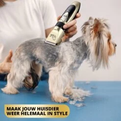 BeautyFit - 16-delig Hondentondeuse Set - Professionele Honden Trimset - Dieren Tondeuse Voor Dikke Vacht - Meest Complete Set - Inclusief 4 Opzetkammen - Hondenschaar - Mist Verstuiver - Handschoen Borstel - Nagelknipper 13 BeautyFit - 16-delig Hondentondeuse Set - Professionele Honden Trimset - Dieren Tondeuse Voor Dikke Vacht - Meest Complete Set - Inclusief 4 Opzetkammen - Hondenschaar - Mist Verstuiver - Handschoen Borstel - Nagelknipper -Huisdier Verkoop 1200x1200 343