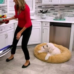 Peaceful Pooch L - Pluizig Hondenbed - 94cm Diameter - Opvouwbaar - In Verschillende Maten. Kattenbed - Wasbaar - Uitneembare Vulling - Ontspant Gewrichten En Spieren - Anti-slip Noppenbodem -Huisdier Verkoop 1200x1200 52