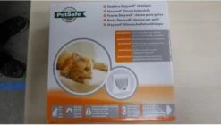 Petsafe 932 Magnetisch Kattenluik - Wit - 10.5 X 22.6 X 22.8 Cm -Huisdier Verkoop 1200x680 4