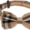 Kattenhalsband Ruit Met Strik | Halsband Kat | Kattenband | Kitten | Kattenbandje Met Veiligheidssluiting En Belletje | Kattenhalsbandje Met Strik In Dé Klassieke Beige Ruit -Huisdier Verkoop 1200x691 4