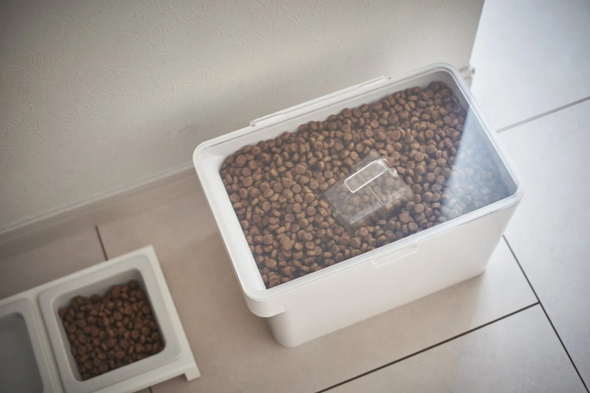 Yamazaki Pet Food Container - Tower - White 3 Yamazaki Pet Food Container - Tower - White