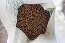 WOOOF Regular 18KG - Geperst Hondenvoer - Geperste Hondenbrokken - Droogvoer - 18KG 14 WOOOF Regular 18KG - Geperst Hondenvoer - Geperste Hondenbrokken - Droogvoer - 18KG -Huisdier Verkoop 1200x800 59