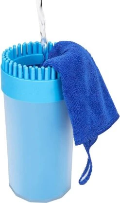 TIKKENS Hondenpoten Reiniger 2-in-1 - Hondenborstel - Hondenpoot Reiniger - Huisdier Poot Wassen - Hondenverzorging - Honden Wassen - Inclusief Microvezeldoek - XL -Huisdier Verkoop 709x1200