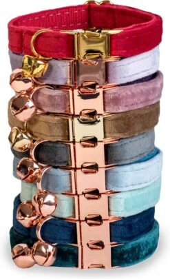 ACE Pets Kattenhalsband Met Belletje – Halsband Kat & Kitten - Kittenhalsband & Kattenbandje - Kattenbelletje - Pluche Velvet - Groen 11 ACE Pets Kattenhalsband Met Belletje – Halsband Kat & Kitten - Kittenhalsband & Kattenbandje - Kattenbelletje - Pluche Velvet - Groen -Huisdier Verkoop 731x1200 2